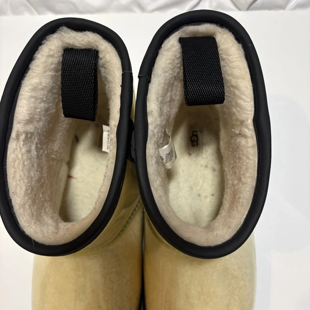UGG classic clear